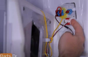 -33-How-to-voltage-test-a-Samsung-Refrigerator-Evaporator-Fan-Motor-YouTube-06-05-2025_01_55_PM